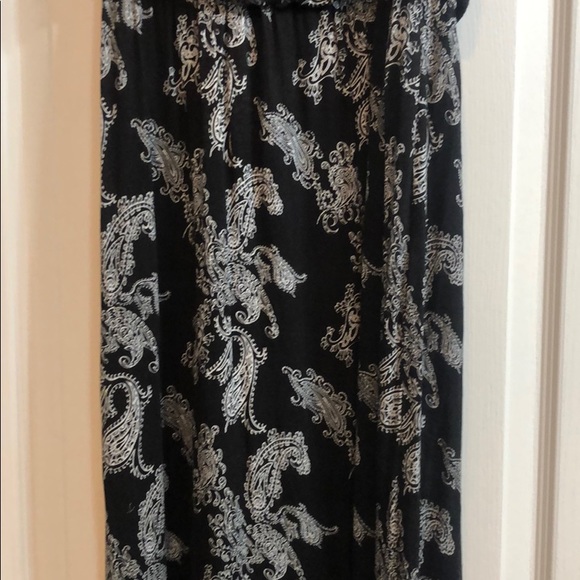 Super cute Maxi Dress with Elastic Waist - Picture 3 of 4